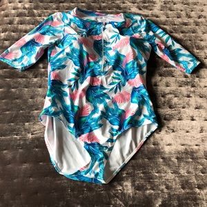 One piece sun protection swimming suit